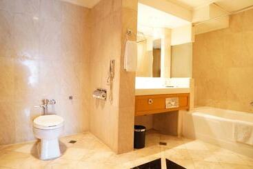 The Heritage Hotel Manila
