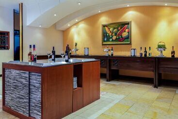 هتل Hilton Princess Managua