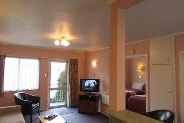 هتل Parklands Motor Lodge Timaru