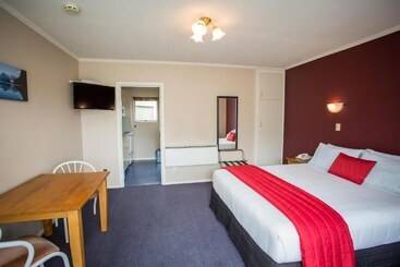 هتل Parklands Motor Lodge Timaru