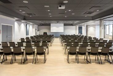 هتل Scandic Ambassadeur Drammen