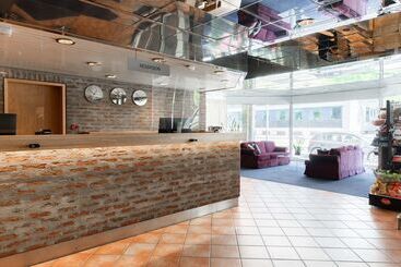 هتل Scandic City
