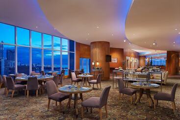 هتل Sheraton Manila Bay