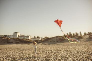 هتل Sola Strand