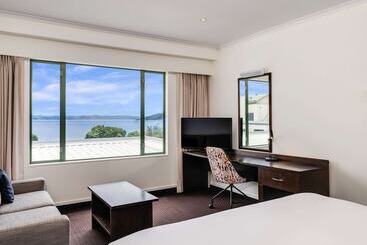 Novotel Rotorua Lakeside