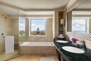 Курорт Shangrila Mactan, Cebu