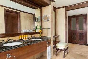 Курорт Shangrila Mactan, Cebu