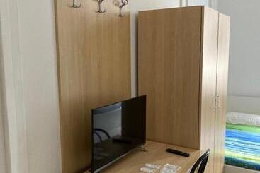 تختخواب و صبحانه Guest House Roma