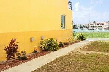 Harbour Island Residences