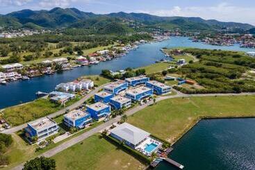 Harbour Island Residences