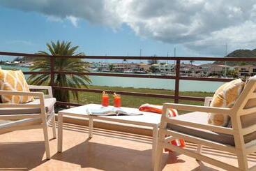Harbour Island Residences