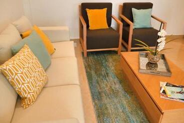 Harbour Island Residences