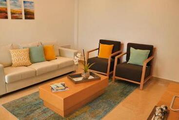 Harbour Island Residences