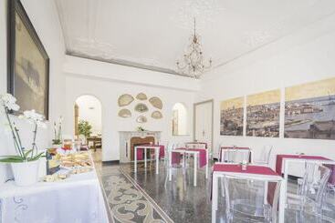 مسافرخانه Genova46 Suites & Rooms