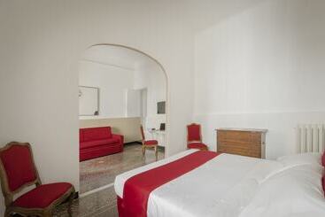 مسافرخانه Genova46 Suites & Rooms