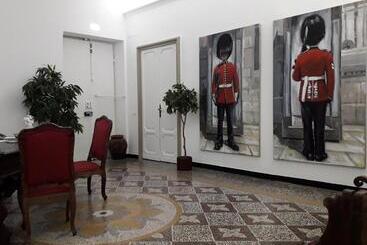 مسافرخانه Genova46 Suites & Rooms
