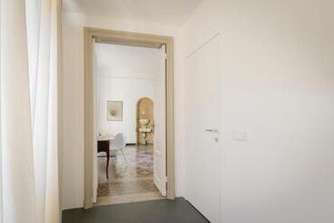 مسافرخانه Genova46 Suites & Rooms