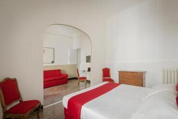مسافرخانه Genova46 Suites & Rooms