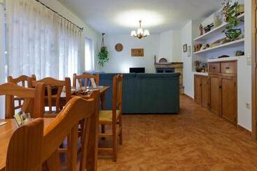Hostal Río Mundo