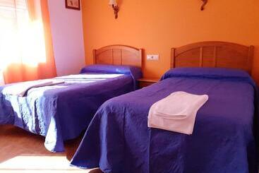 Hostal Río Mundo