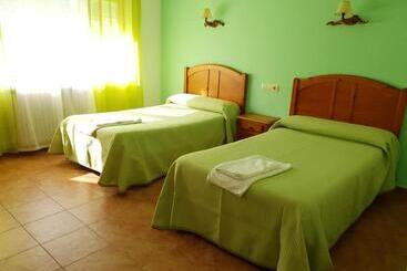 Hostal Río Mundo