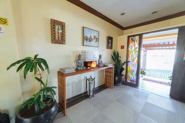 هتل Reddoorz Near Fruit Market Tagaytay