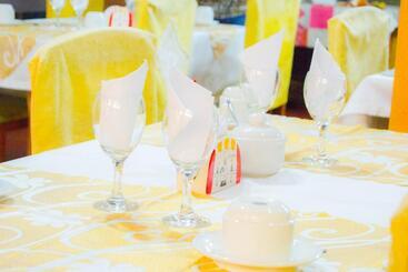 هتل & Restaurante Guarania