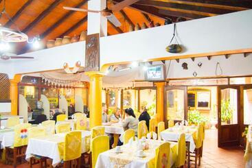 هتل & Restaurante Guarania