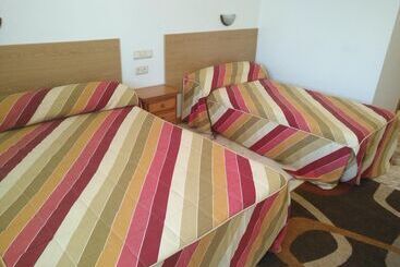 پانسیون P Residencia Pividal