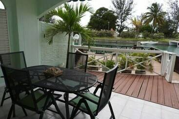 Villa 251b At Jolly Harbour