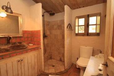 تختخواب و صبحانه Auberge U Sirenu