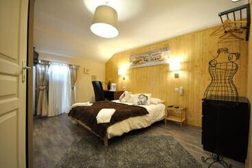 هتل Auberge De La Paix