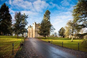 هتل Langley Castle