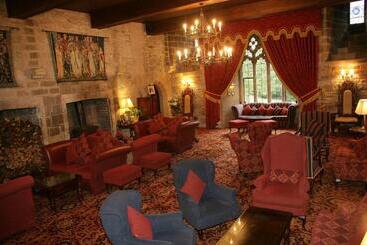 هتل Langley Castle