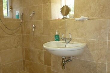 The Old Vicarage B&b