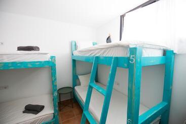 فندق صغير Surfers Retreat