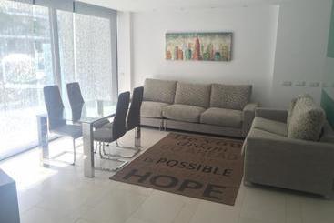 Aqua Luxury Suites Los Cristianos