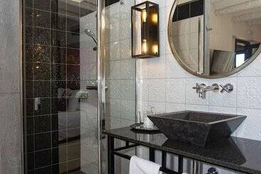 تختخواب و صبحانه 5 Suites Lanzarote