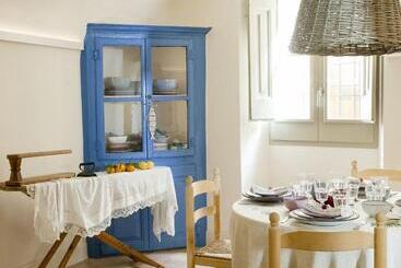 تختخواب و صبحانه Arkhé Hotel Boutique Pals