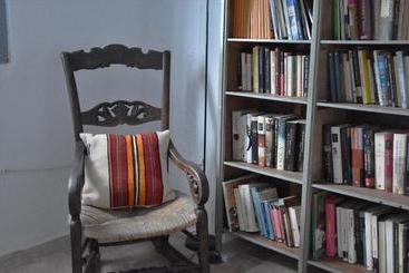 تختخواب و صبحانه Casa Almara
