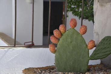 تختخواب و صبحانه Casa Almara