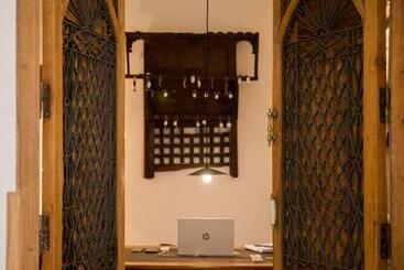 تختخواب و صبحانه Casa Almara