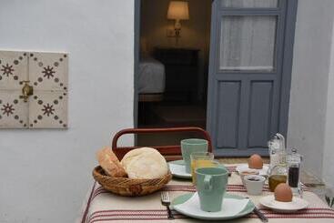 تختخواب و صبحانه Casa Almara