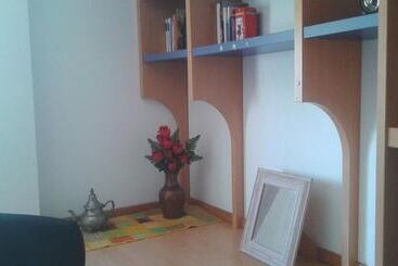 تختخواب و صبحانه Casa Frente Al Lago Rosa