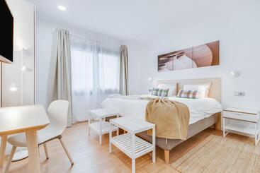 تختخواب و صبحانه Home2book Casa Boissier, Breakfast Included