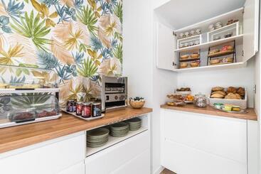 تختخواب و صبحانه Home2book Casa Boissier, Breakfast Included