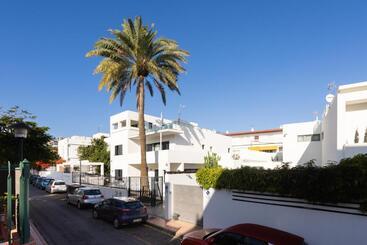 تختخواب و صبحانه Home2book Casa Boissier, Breakfast Included
