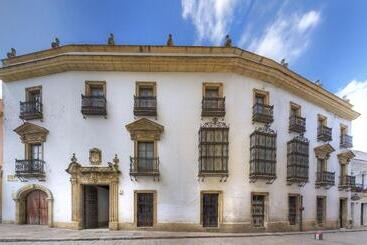 تختخواب و صبحانه Palacio Del Virrey Laserna