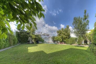 تختخواب و صبحانه Palacio Del Virrey Laserna