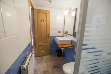 تختخواب و صبحانه Tinto Dreams Hostel